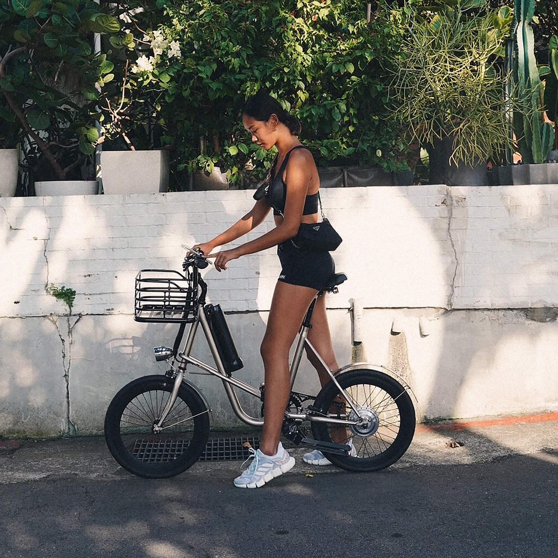 Urban Cycling as a Nourishing Conditioner for Everyday Life