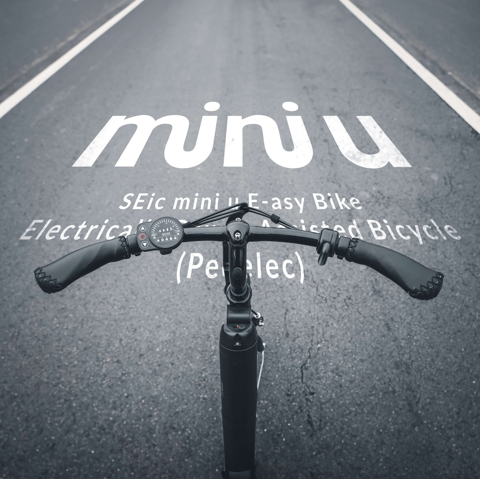 在馬路上騎乘 miniu 消光黑特仕版，五段電力輔助騎乘更輕鬆