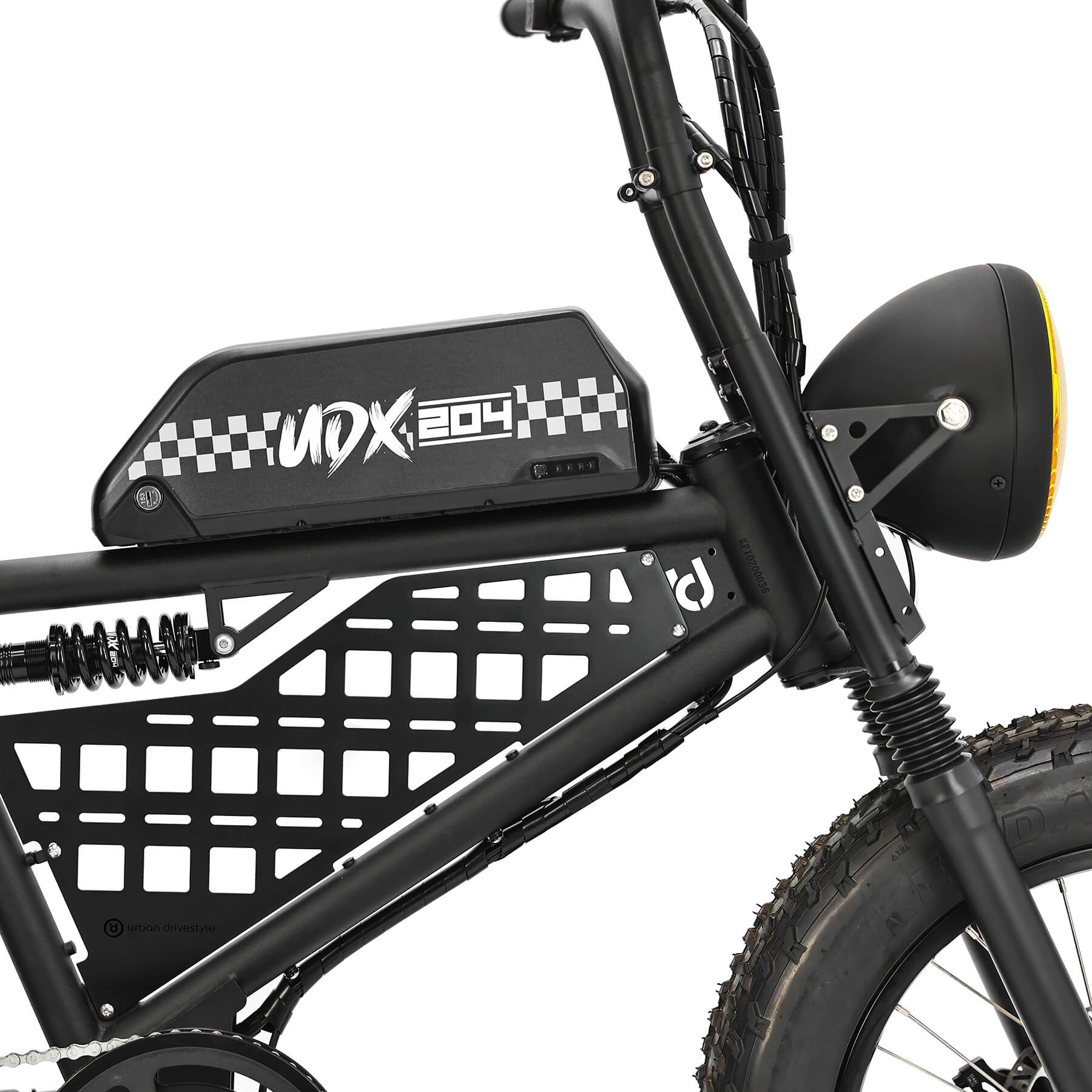 UDX Molle 掛飾板實際在 UDX 上的效果，獨特風格並兼具實用性